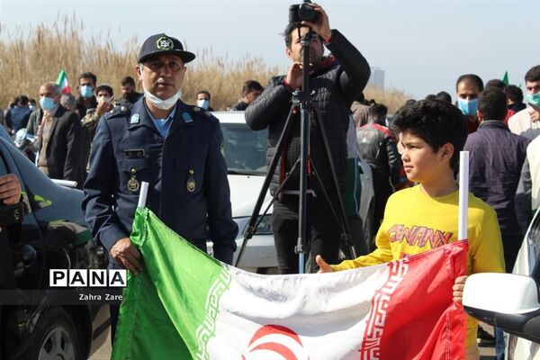 راهپیمایی خودرویی ۲۲ بهمن در محمودآباد