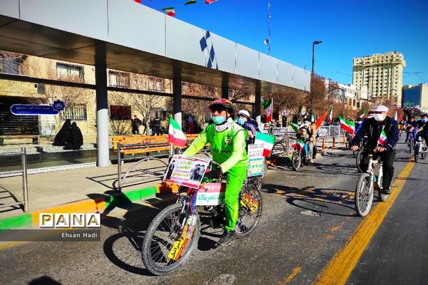 گرامیداشت متفاوت ۲۲بهمن در مشهد