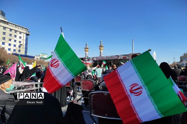 گرامیداشت متفاوت ۲۲بهمن در مشهد