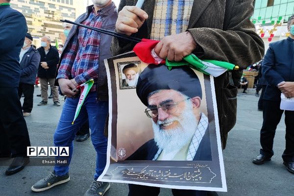 گرامیداشت متفاوت ۲۲بهمن در مشهد