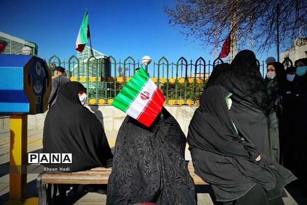 گرامیداشت متفاوت ۲۲بهمن در مشهد