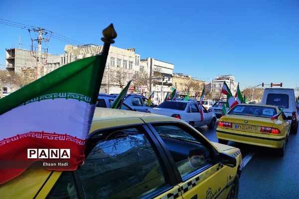 گرامیداشت متفاوت ۲۲بهمن در مشهد