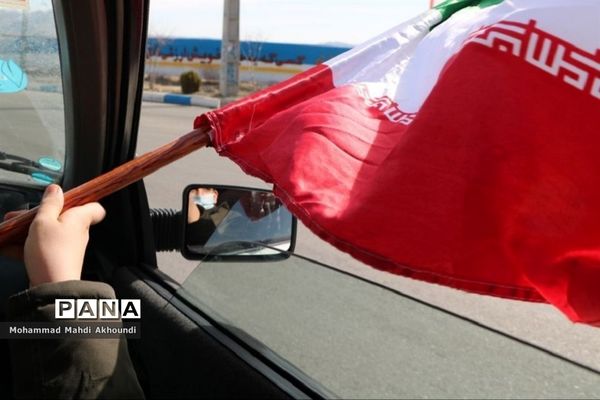 جلوه های باشکوه حضور مردم در راهپیمایی متفاوت پردیس‬