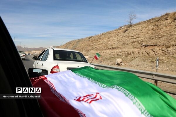 جلوه های باشکوه حضور مردم در راهپیمایی متفاوت پردیس‬