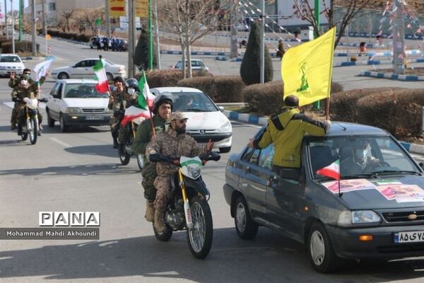 جلوه های باشکوه حضور مردم در راهپیمایی متفاوت پردیس‬