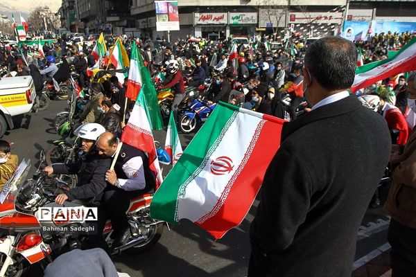 راهپیمایی یوم الله ۲۲ بهمن در تهران- 3
