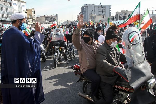 راهپیمایی یوم الله ۲۲ بهمن در تهران- 3