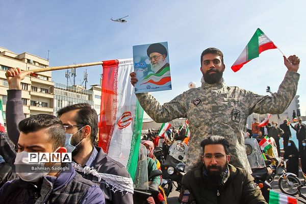 راهپیمایی یوم الله ۲۲ بهمن در تهران- 3