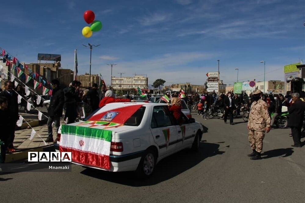 برگزاری راهپیمایی یوم الله 22 بهمن در آران و بیدگل