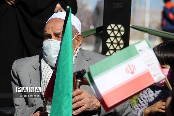 راهپیمایی 22 بهمن  در مشهد مقدس