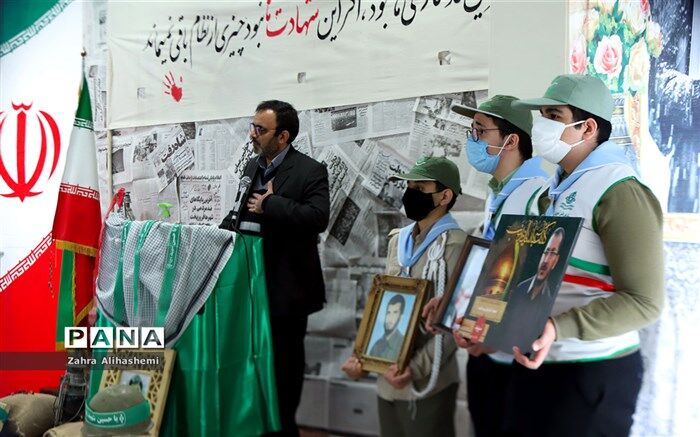 ولى پورى:  بودن امروز ما مدیون خون شهدا و فداکارى خانواده آن ها است