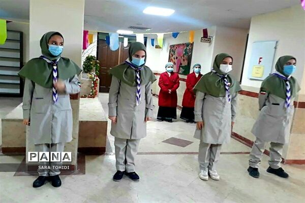 نمایشگاه هنری دانش‌آموزان و فرهنگیان پردیس