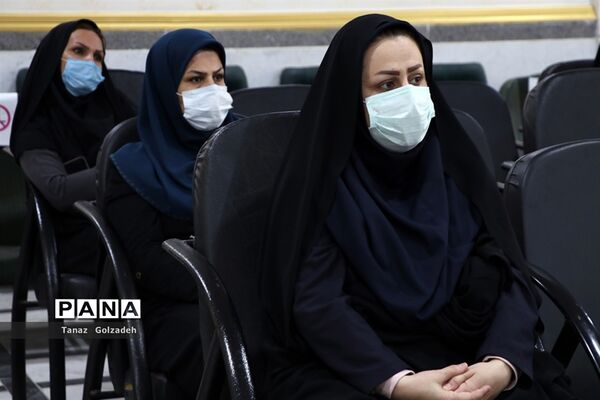 آیین گرامیداشت هفته زن و روز مادر در آموزش و پرورش ناحیه 2 اهواز