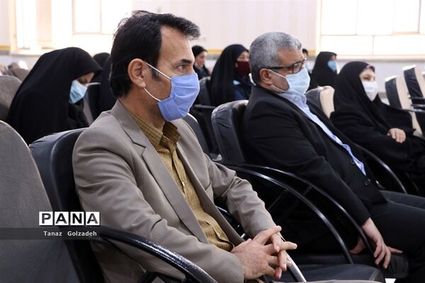 آیین گرامیداشت هفته زن و روز مادر در آموزش و پرورش ناحیه 2 اهواز
