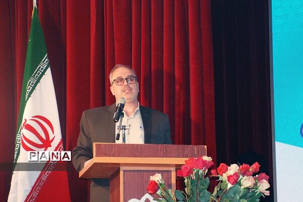 برپایی جشن پیروزی انقلاب اسلامی در کانون سمیه ناحیه یک شهرری