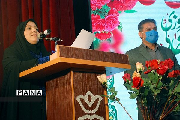 برپایی جشن پیروزی انقلاب اسلامی در کانون سمیه ناحیه یک شهرری