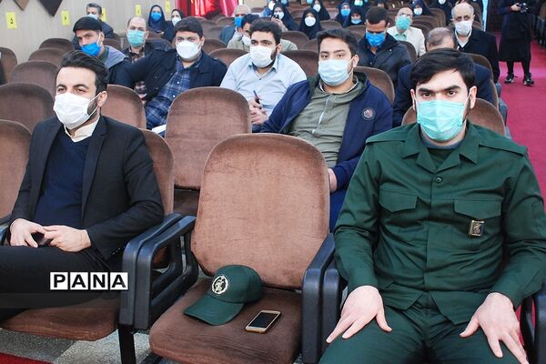 برپایی جشن پیروزی انقلاب اسلامی در کانون سمیه ناحیه یک شهرری