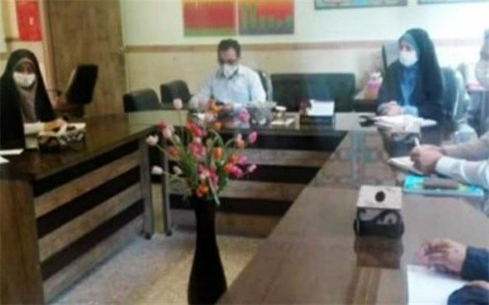 دانش‌آموزان محروم از امکانات مجازی، نیز حق تحصیل دارند