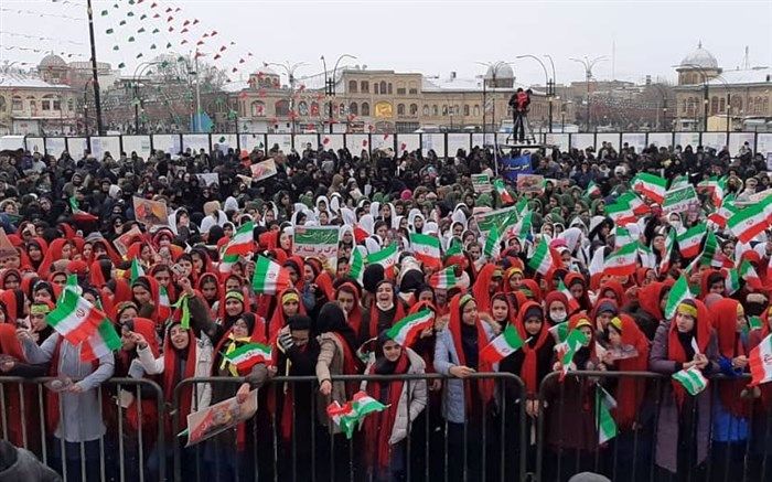 بیانیه خانه احزاب ایران در گرامیداشت یوم ا... 22 بهمن
