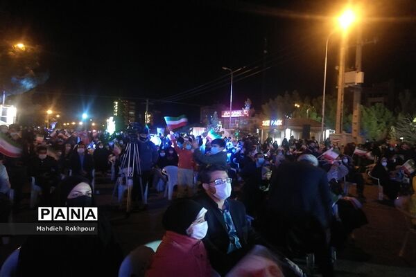 جشن بزرگ پیروزی انقلاب