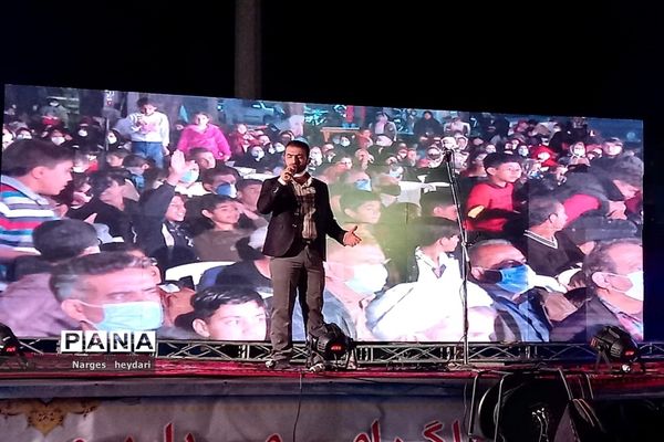 جشن بزرگ پیروزی انقلاب در شهرستان امیدیه