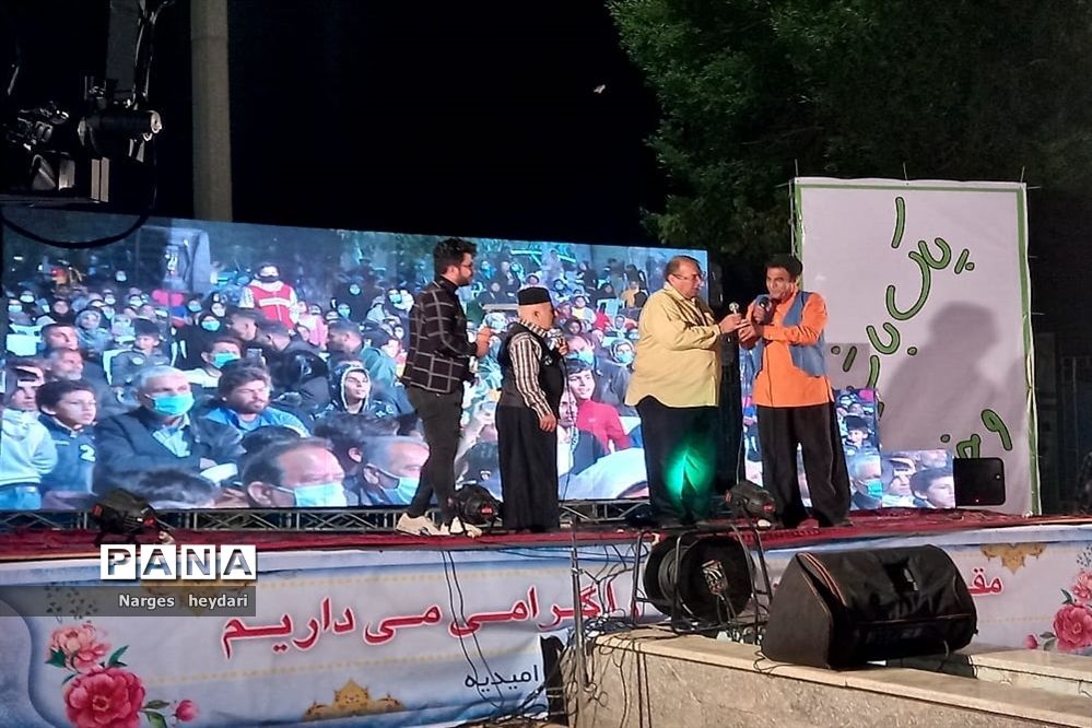 جشن بزرگ پیروزی انقلاب در شهرستان امیدیه