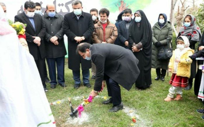 کلنگ‌ ساخت اولین کتابخانه سبز کشور در ساری زده شد