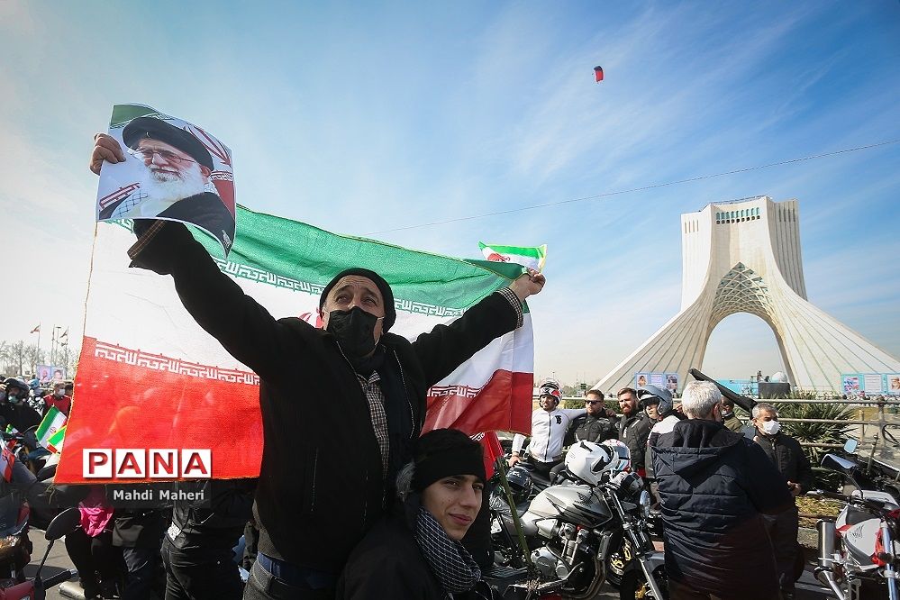 جشن ایران در ۲۲ بهمن ۹۹؛ آخرین فجر قرن و خلق حماسه‌ای ماندگار