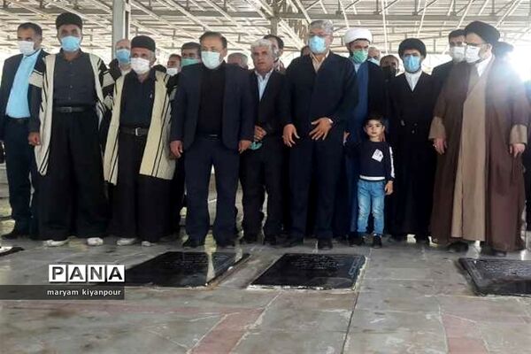راهپیمایی خودرویی و موتوری ۲۲ بهمن و ادای احترام به شهدا در مسجدسلیمان