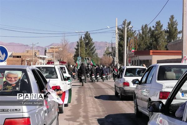 راهپیمایی خودرویی 22 بهمن درشهرستان نی ریز