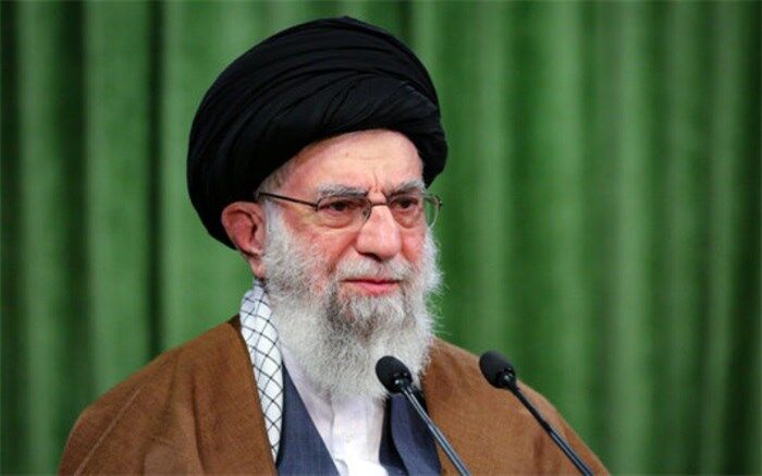 واکنش رهبری به مساله اهانت به مسئولان