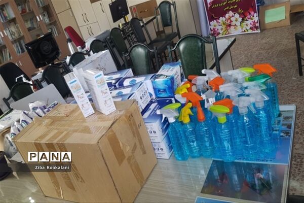 توزیع اقلام بهداشتی در مدارس شهرستان قدس