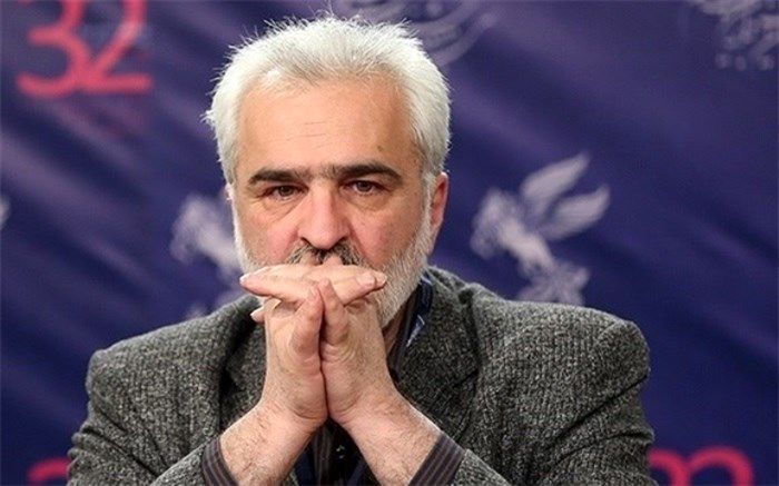 وحید نیکخواه آزاد: فیلمنامه باید حاصل امتزاح پژوهش و کار خلاقانه باشد