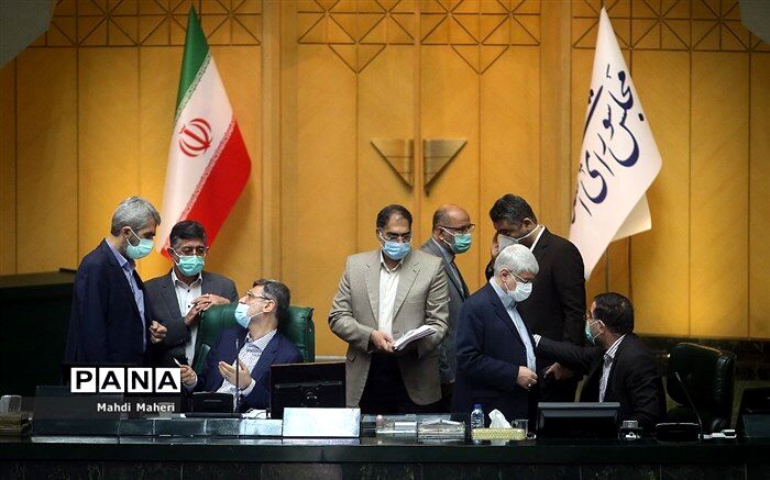 حضور 10 وزیر در کمیسیون‌های مجلس؛ ظریف درباره برجام گزارش می‌دهد