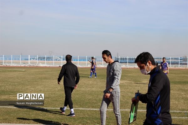 دیدار دو تیم هوادار تهران و شاهین بوشهردراستادیوم شهدای اسلامشهر