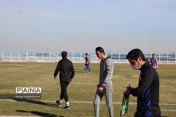 دیدار دو تیم هوادار تهران و شاهین بوشهردراستادیوم شهدای اسلامشهر