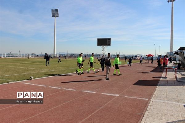 دیدار دو تیم هوادار تهران و شاهین بوشهردراستادیوم شهدای اسلامشهر