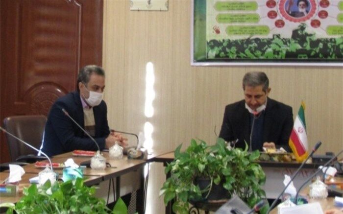 مراسم بزرگداشت هفته معلم با رعایت پروتکل های بهداشتی در منطقه ۱۵ انجام می شود