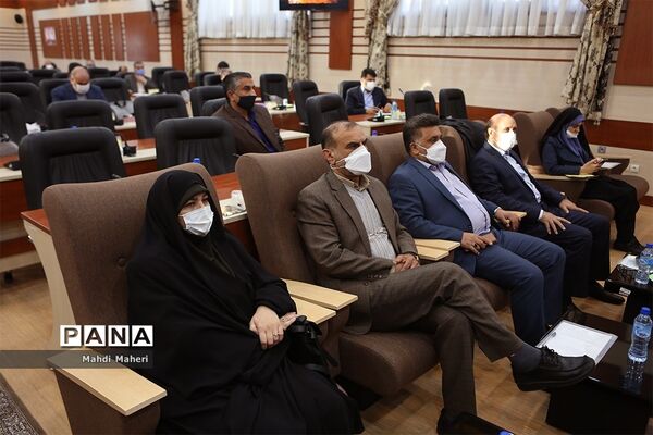 نشست هم اندیشی مدیران سازمان دانش آموزی سراسر کشور