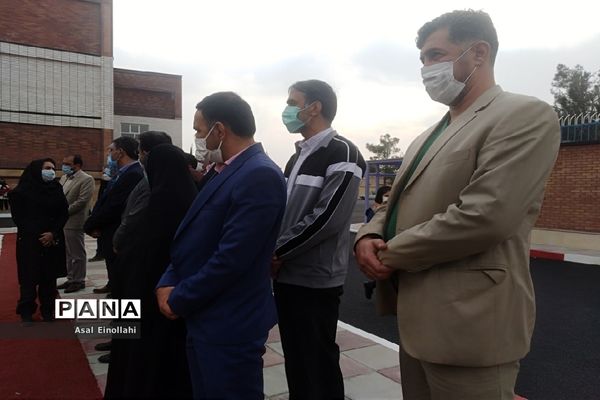 آیین افتتاح زمین چمن مدرسه  شهید محسن فخری زاده در شهریار