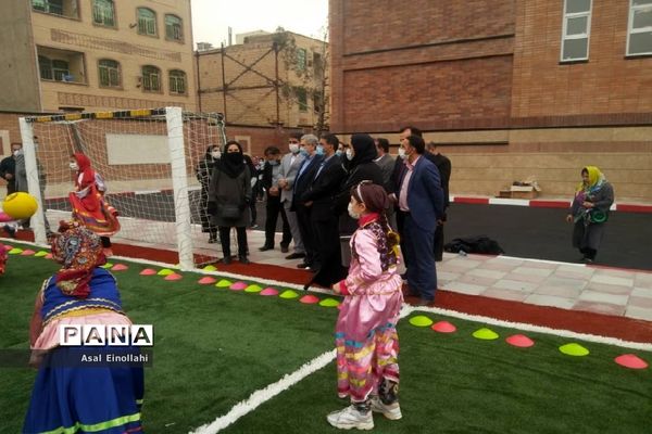 آیین افتتاح زمین چمن مدرسه  شهید محسن فخری زاده در شهریار