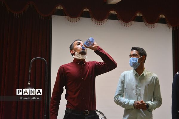اختتامیه نمایشگاه مدافعان انقلاب اسلامی در بیرجند استان خراسان جنوبی