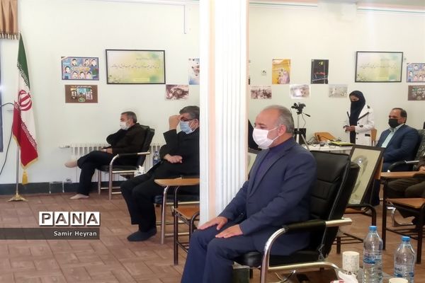 برگزاری یادواره شهدا درهنرستان هنرهای زیبای شهرستان بیرجند