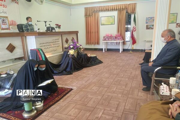 برگزاری یادواره شهدا درهنرستان هنرهای زیبای شهرستان بیرجند