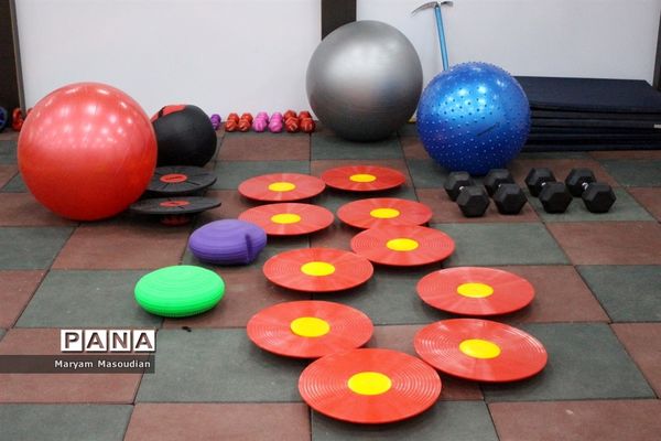 افتتاح سالن‌های بدنسازی، کانون حرکات اصلاحی و تندرستی در مجموعه ورزشی آزادگان  بوشهر