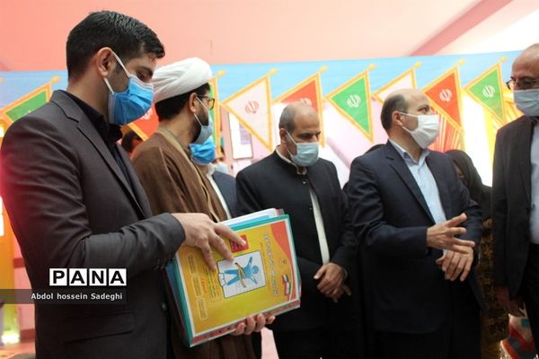 بازدید مدیرکل تربیت بدنی و فعالیت‌های ورزشی وزارت آموزش و پرورش  از مدرسه شهید معینی  بوشهر