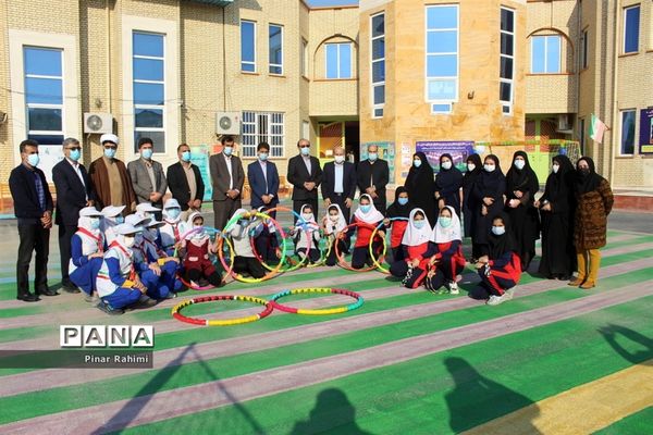 بازدید مدیرکل تربیت بدنی و فعالیت‌های ورزشی وزارت آموزش و پرورش  از مدرسه شهید معینی  بوشهر