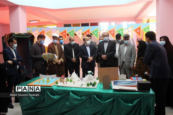 بازدید مدیرکل تربیت بدنی و فعالیت‌های ورزشی وزارت آموزش و پرورش  از مدرسه شهید معینی  بوشهر