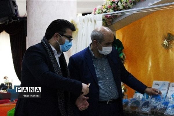 آیین رونمایی و انتشار مجموعه آثار تولید محتوای الکترونیکی آذربایجان شرقی