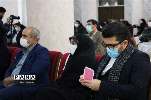 آیین رونمایی و انتشار مجموعه آثار تولید محتوای الکترونیکی آذربایجان شرقی